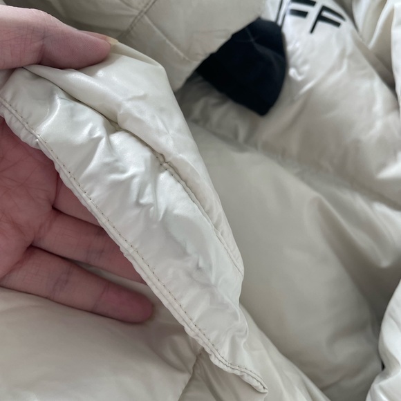 Aritzia tna super puff jacket xxxs gloss birch/white - Picture 6 of 9